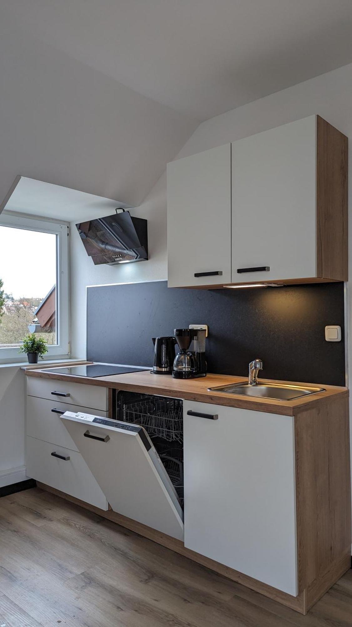 Superior Am Kurpark - Zentral, Ruhig & Nah Am Edersee Apartment